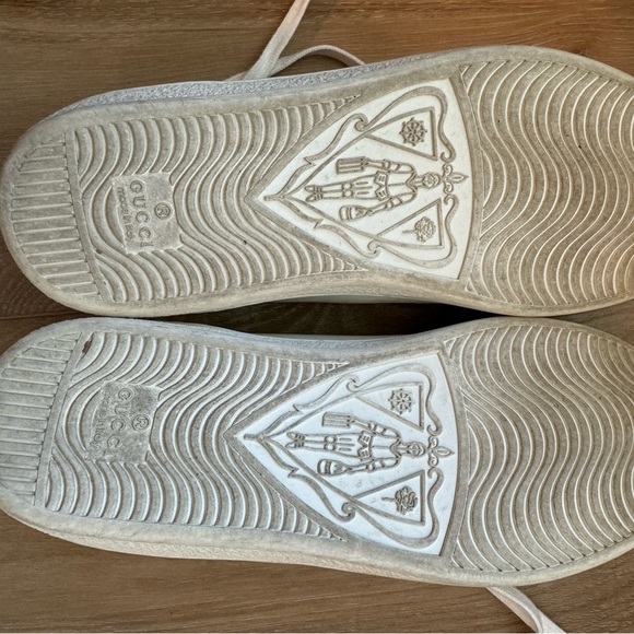 Gucci Sneakers - Picture 2 of 5